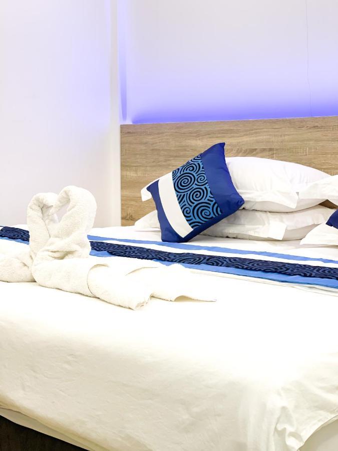 Moodhu Surf House Hotell Himmafushi Exteriör bild